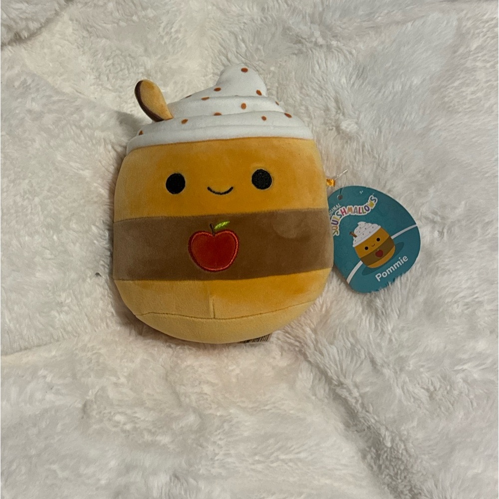 Pommie Squishmallow- 7.5 inch